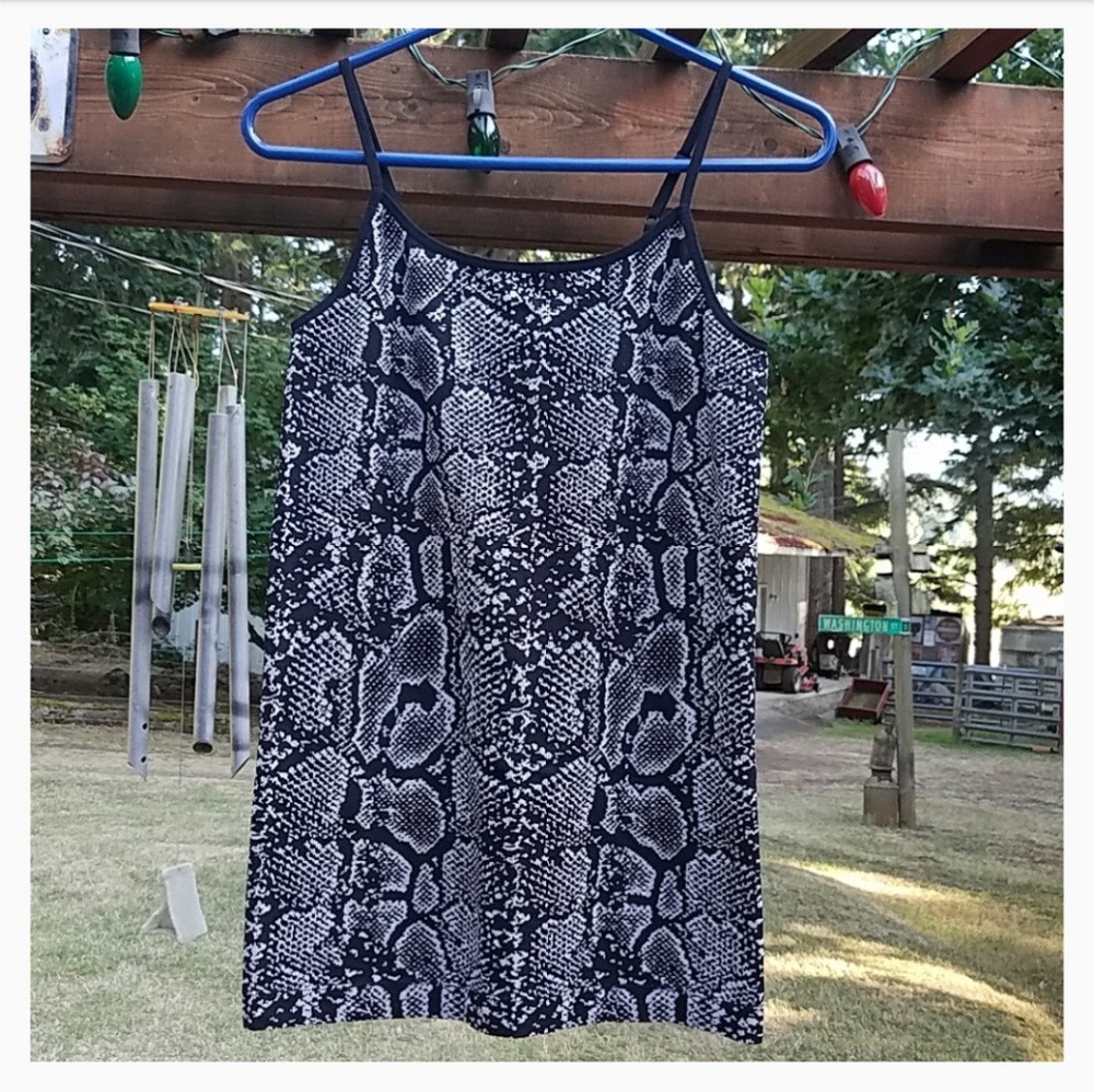 APT. 9 Essential Snake Print Tank Top - Size L/XL